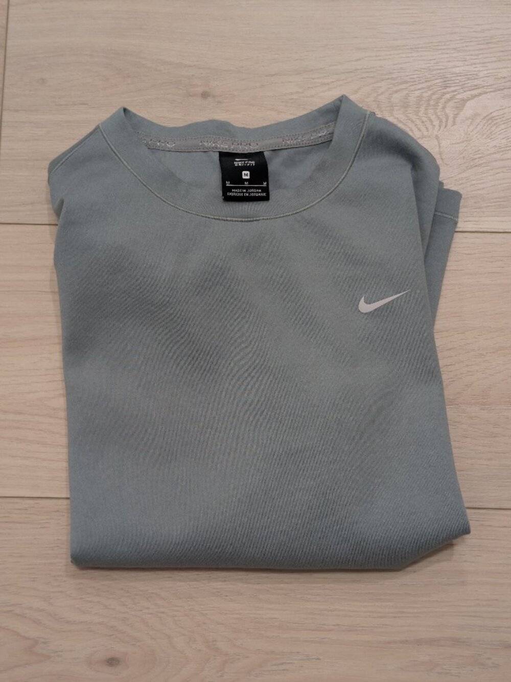 Nike Pro Dri-FIT Womens Medium Gray Long Sleeve Athletic Training Top